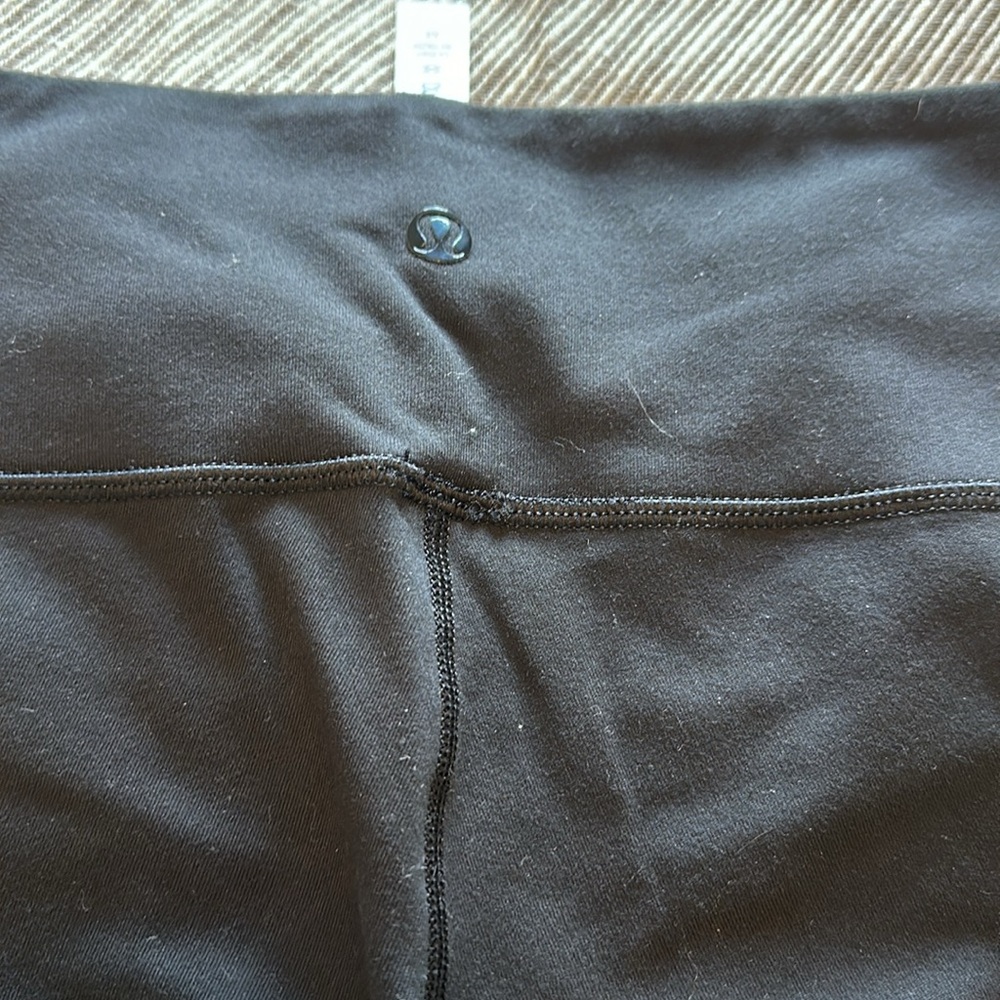 Lululemon pants - Picture 5 of 8